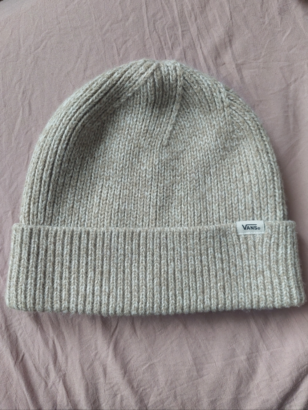 Vans Cream Tan White Ribbed Fold-Over Beanie